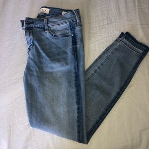 Women’s jeans